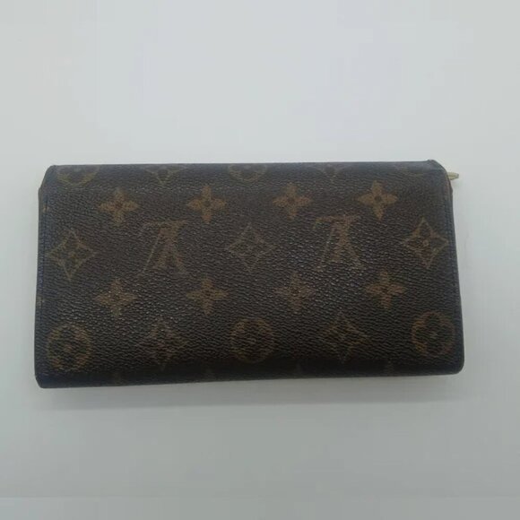 Louis Vuitton Sarah Wallet with COA​​ - Picture 11 of 16